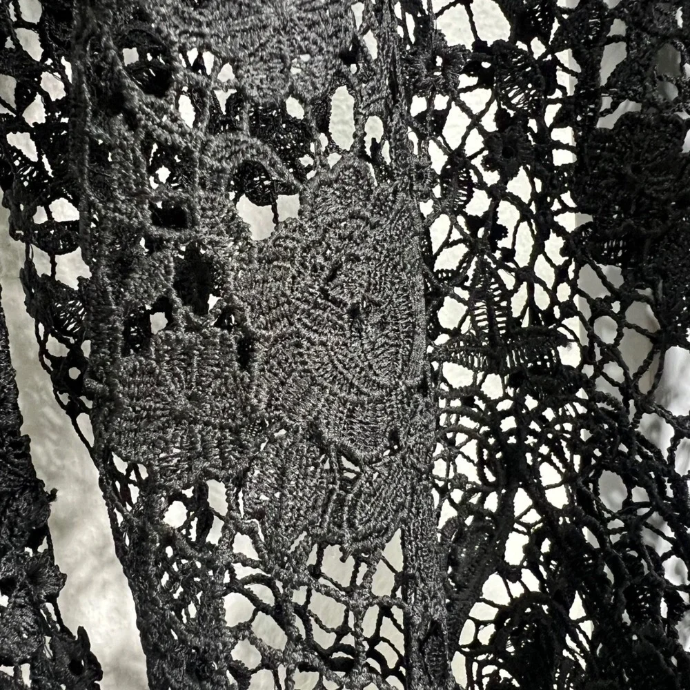 Crochet Grunge‎ Lace Top Black Floral Sheer Bell Sleeve M Dark Fairy Whimsigoth - Picture 11 of 13